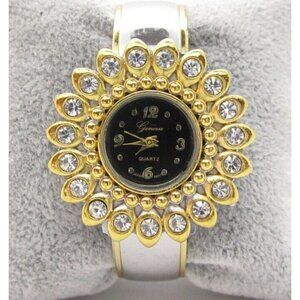 Women Geneva Quartz WR Analog 39mm Dial Causal Round Flower Bangle Watch (E580)